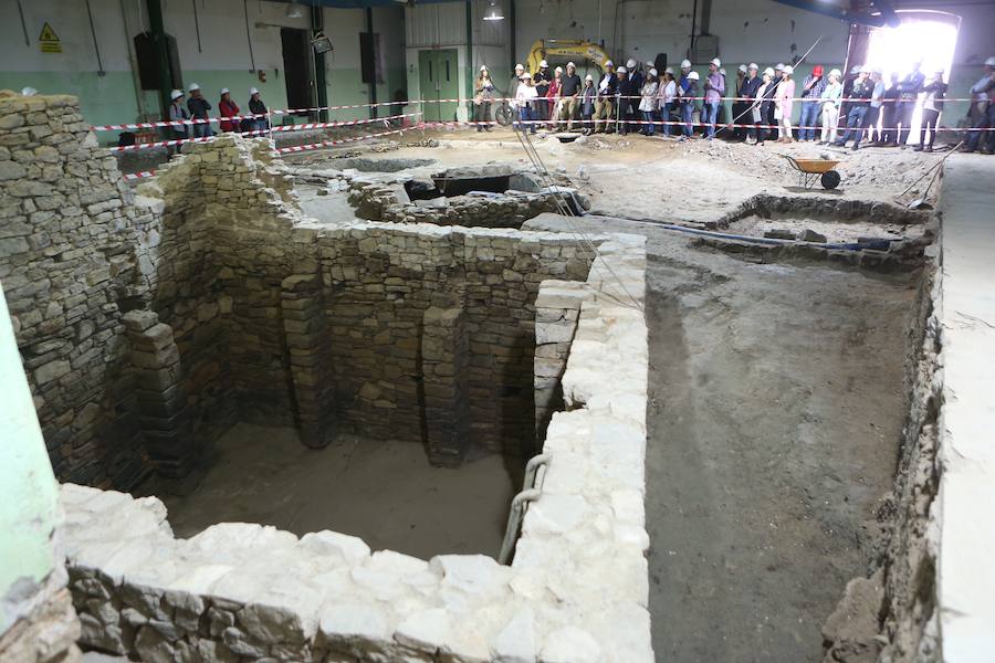 Visita a interior del edificio de Tabacalera en Gijón