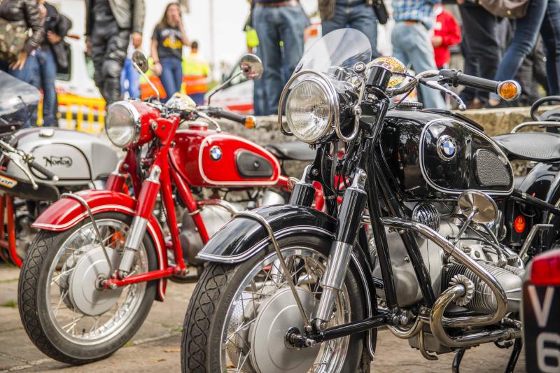 Las motos clásicas toman Colombres