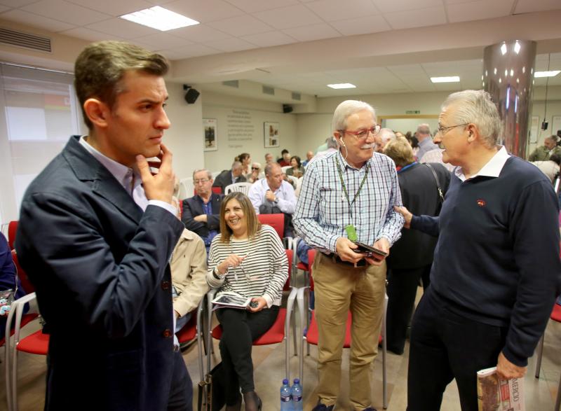 El PSOE de Gijón debate su posición sobre la investidura