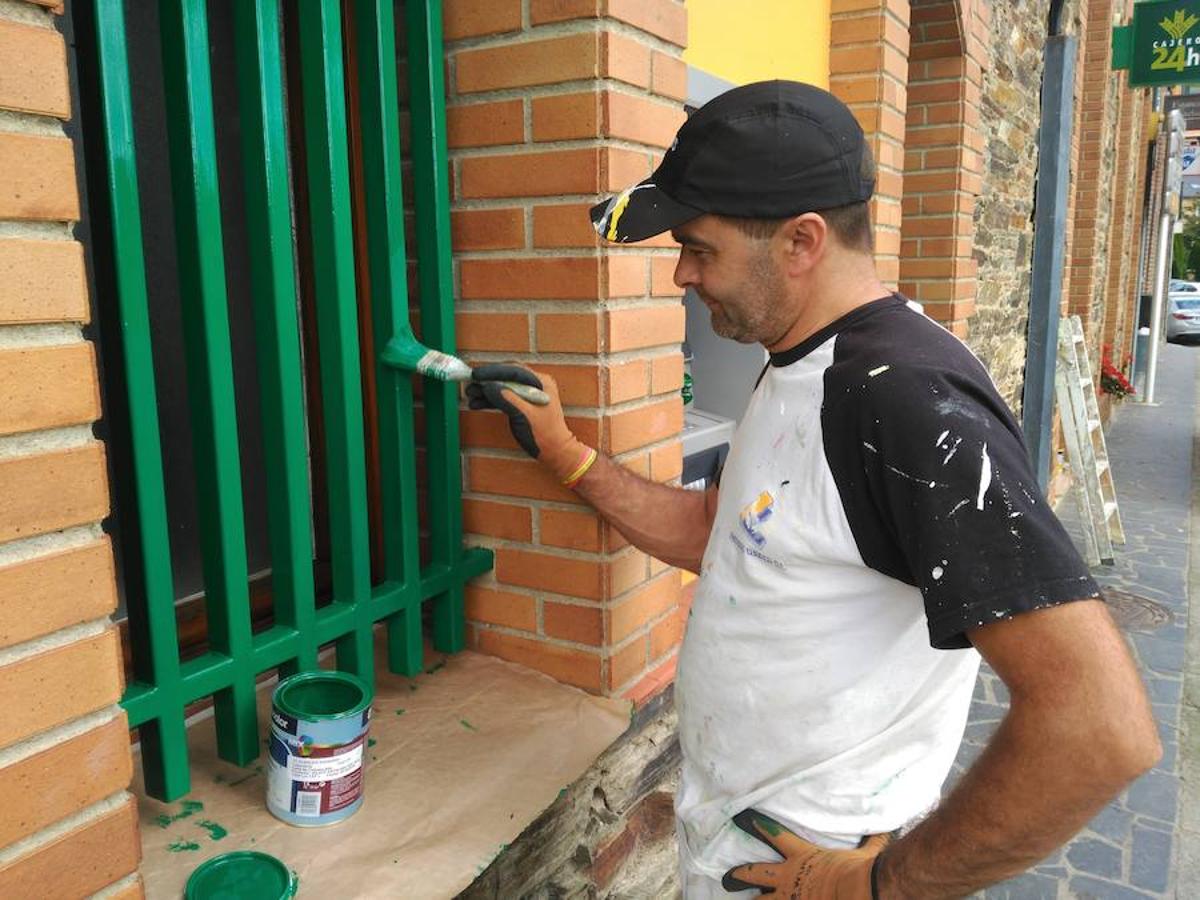 Los Oscos se engalana para recibir el sábado el Premio al Pueblo Ejemplar