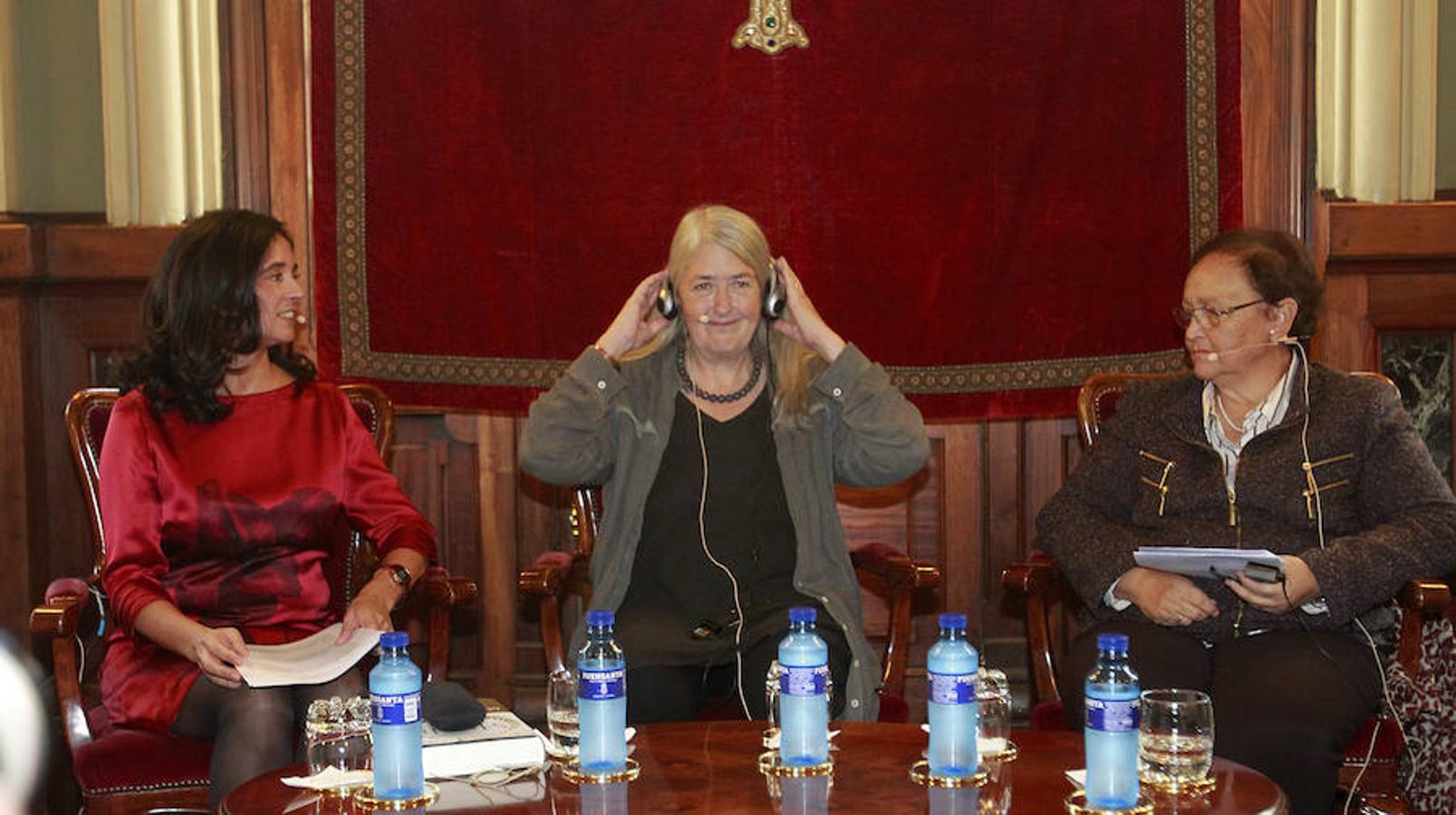 Encuentro con Mary Beard en la Junta General del Principado