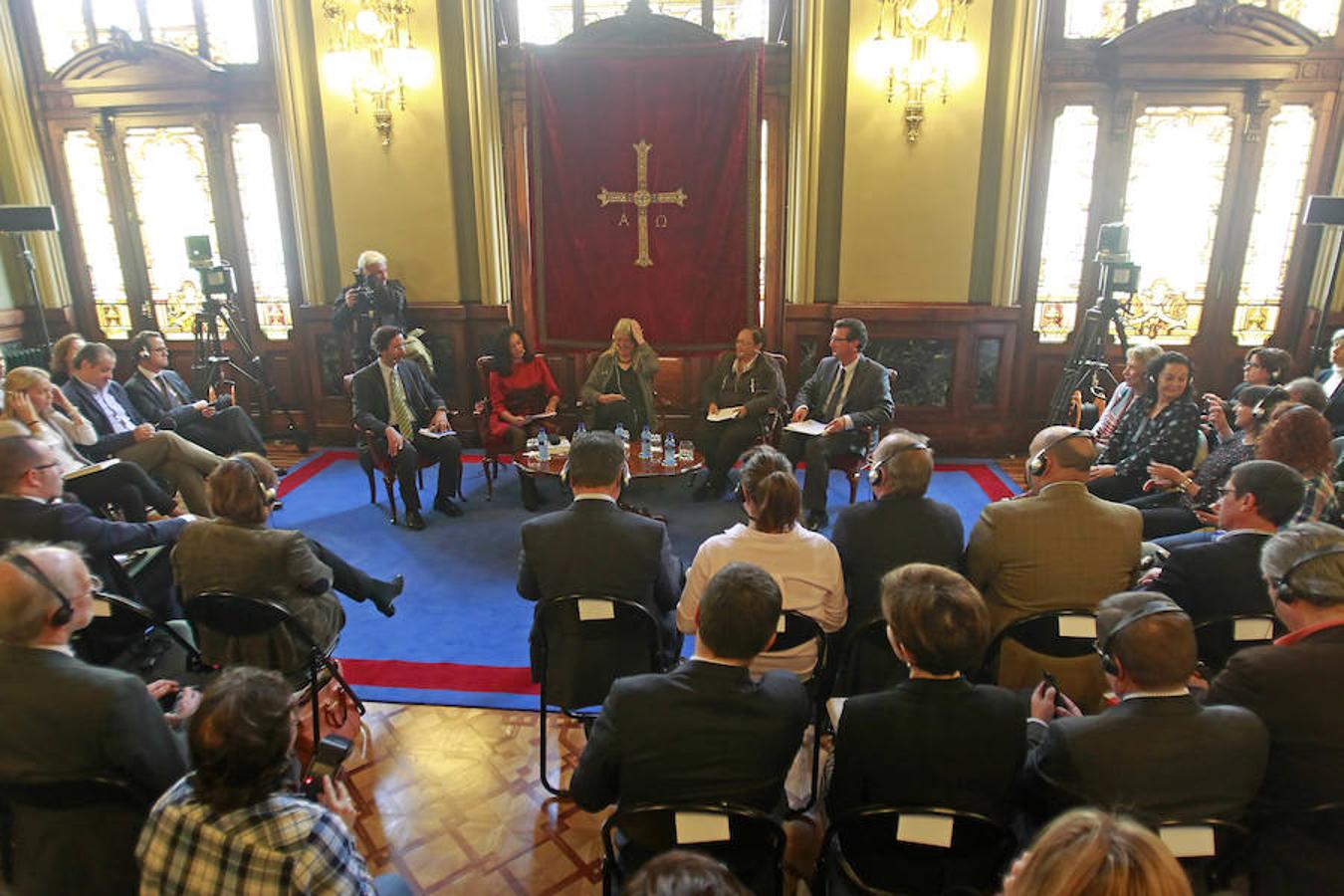 Encuentro con Mary Beard en la Junta General del Principado