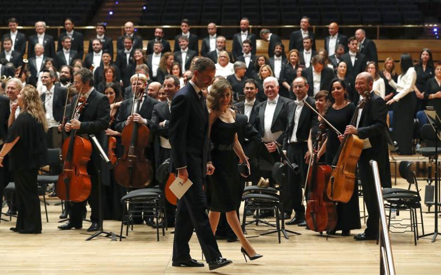 Los Reyes, en Oviedo para los Premios Princesa de Asturias