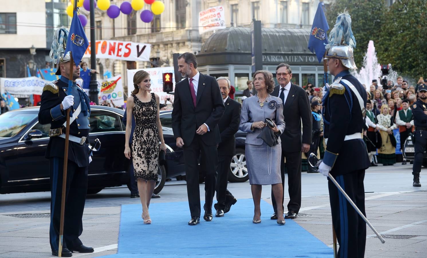 La alfombra azul de los Premios Princesa (II)