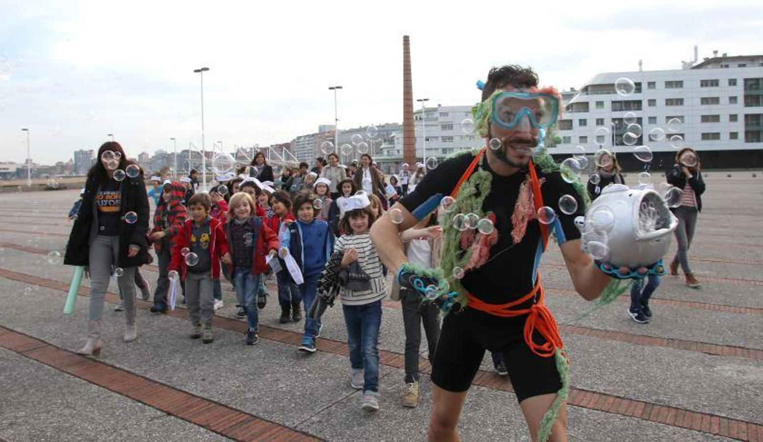 El acuario de Gijón celebra su décimo aniversario