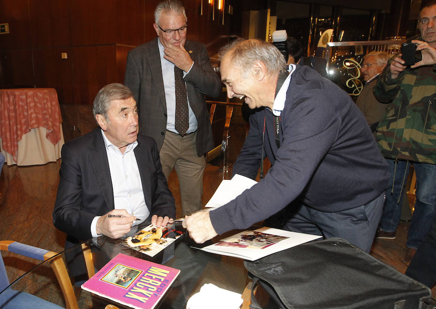 El ciclista Eddy Merckx deja huella en Asturias