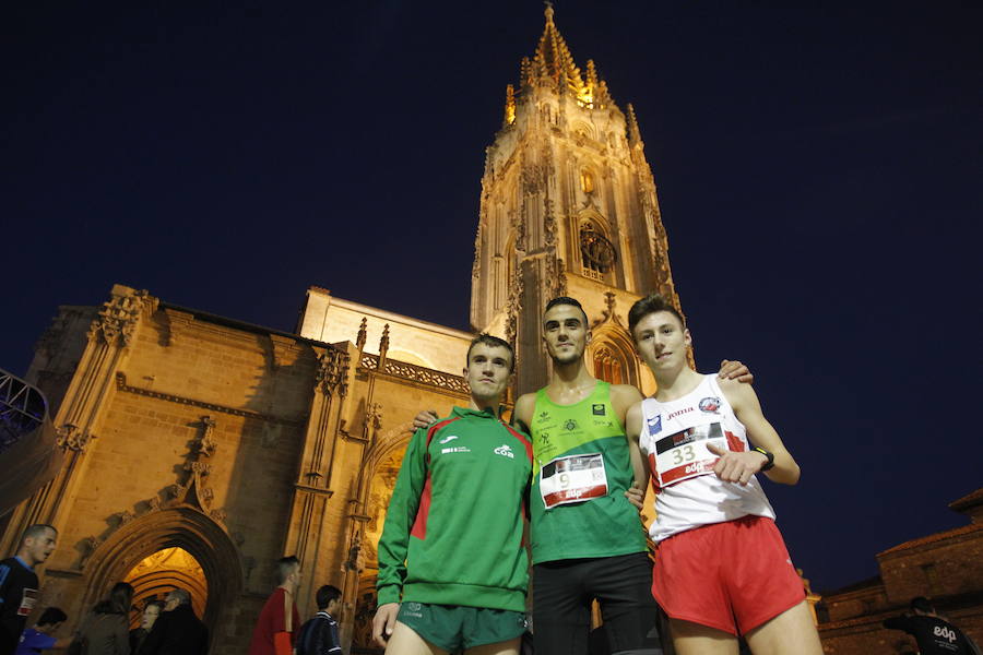 Multitudinaria carrera de San Silvestre en Oviedo