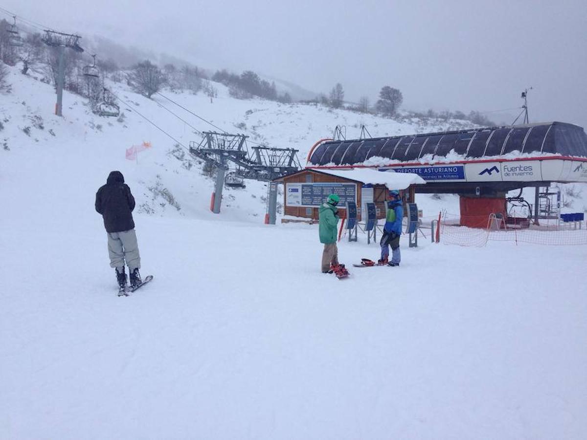 Las imágenes de la nieve en Asturias, a la espera del frío siberiano