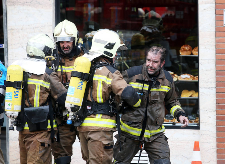Incendio en un bazar chino de Oviedo