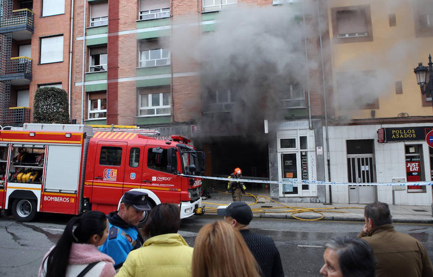 Incendio en un bazar chino de Oviedo
