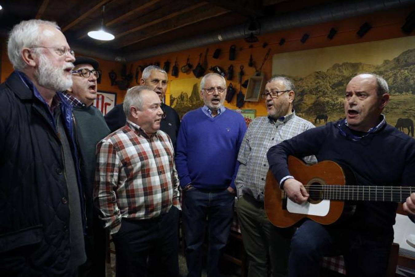 Certamen de Cancios de Chigre de Pola de Siero