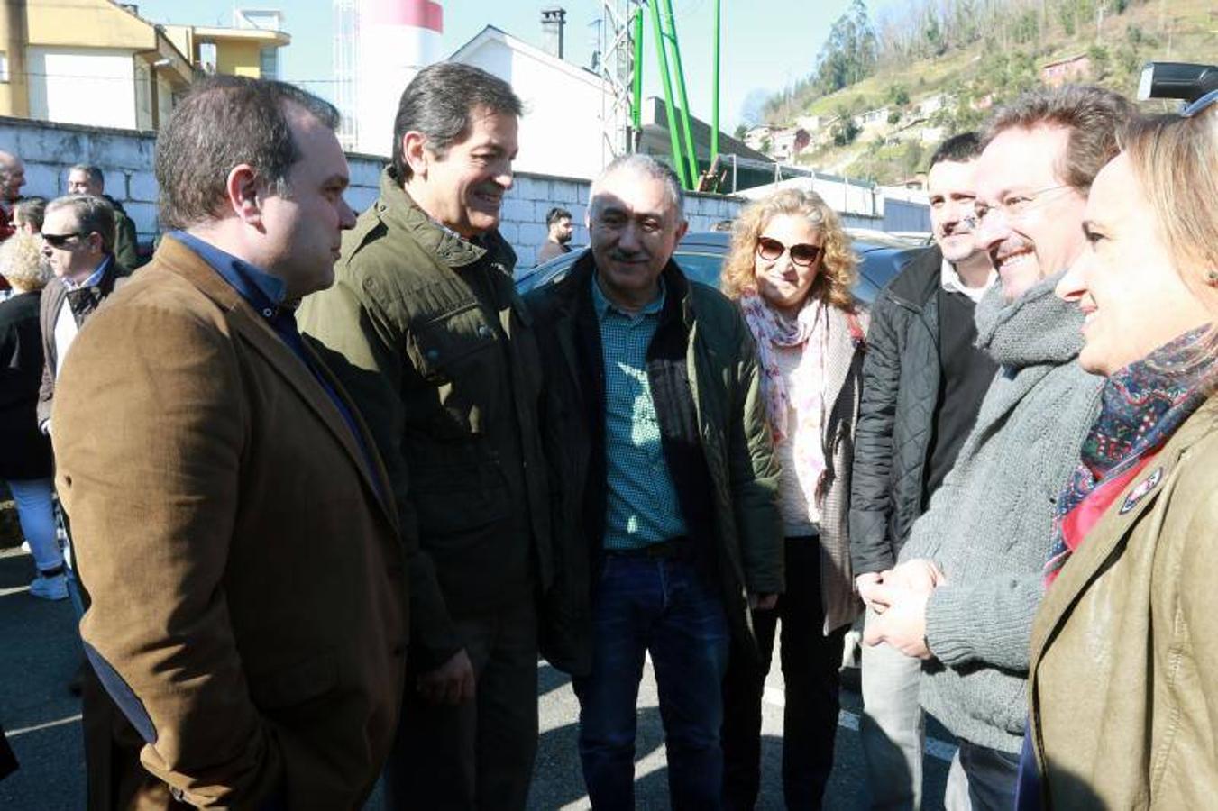 Homenaje a Manuel Llaneza