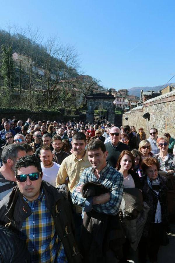 Homenaje a Manuel Llaneza