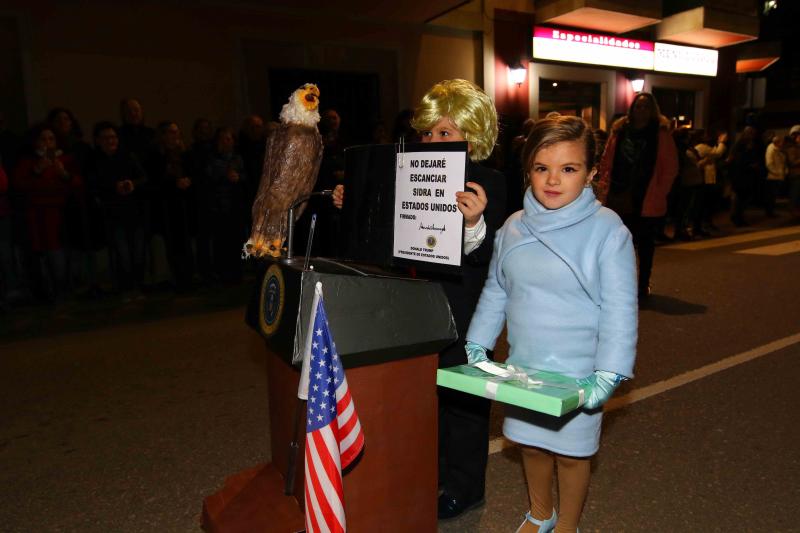 Ribadesella estalla con el Antroxu