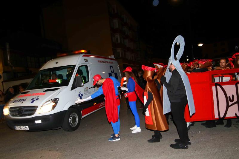 Ribadesella estalla con el Antroxu