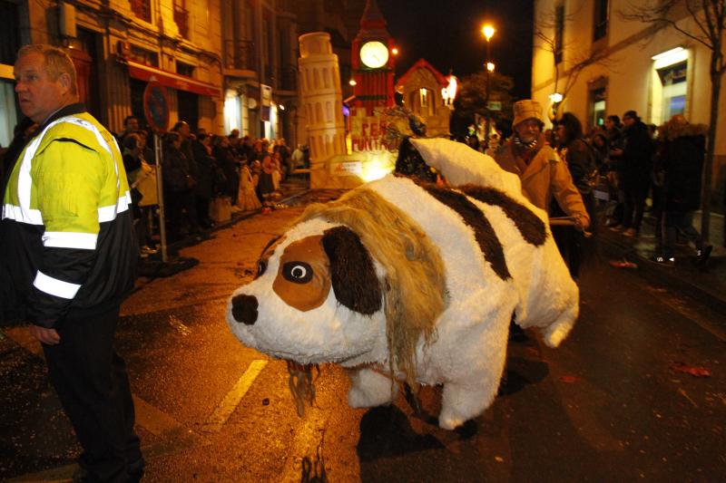 Gran Desfile d’Antroxos, Moxigangues y Carroces