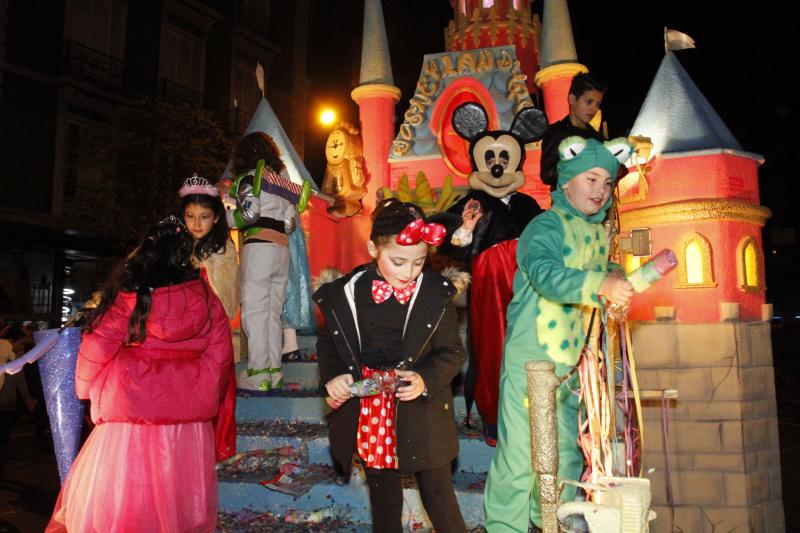 Gran Desfile d’Antroxos, Moxigangues y Carroces