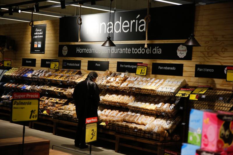 Carrefour inaugura su hipermercado de Mieres