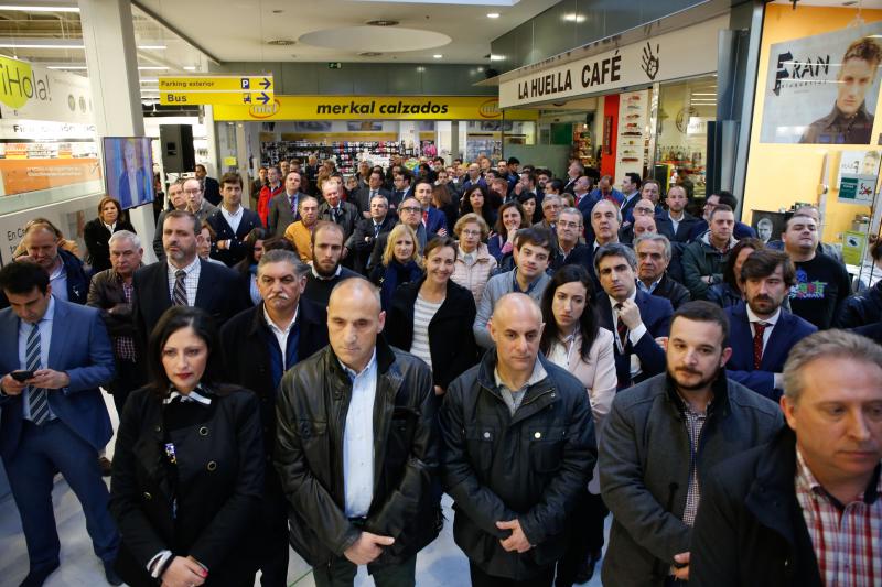 Carrefour inaugura su hipermercado de Mieres