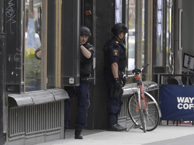 Un camión arrolla a una multitud en Estocolmo