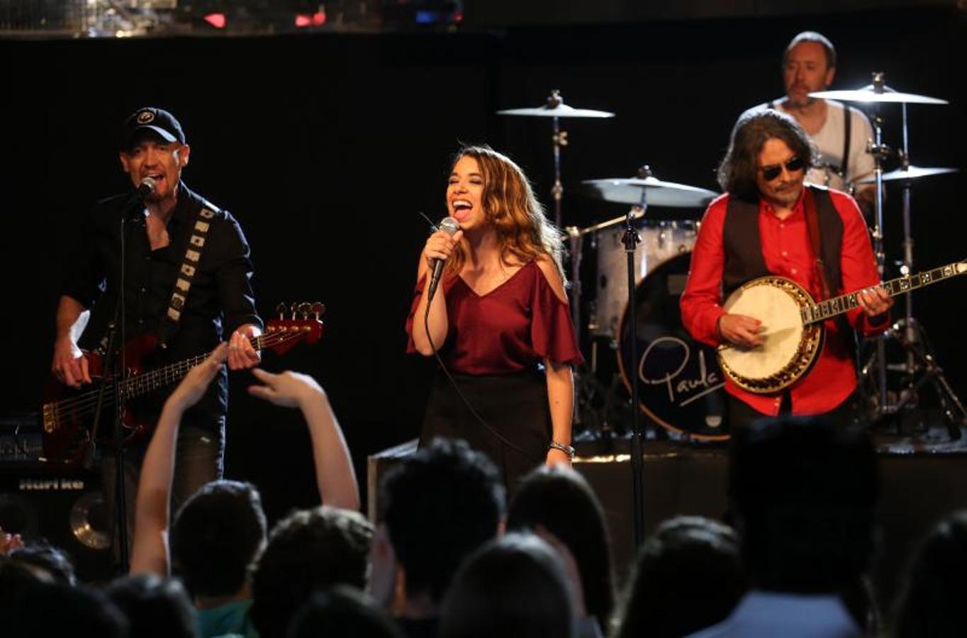 Paula Rojo graba un videoclip en Oviedo y Llanera