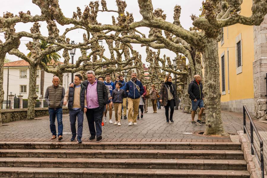 Viernes Santo de lleno turístico en Asturias pese a las nubes