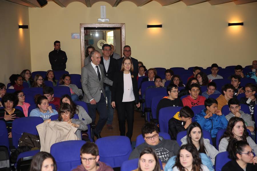 Ana Pastor en Vegadeo