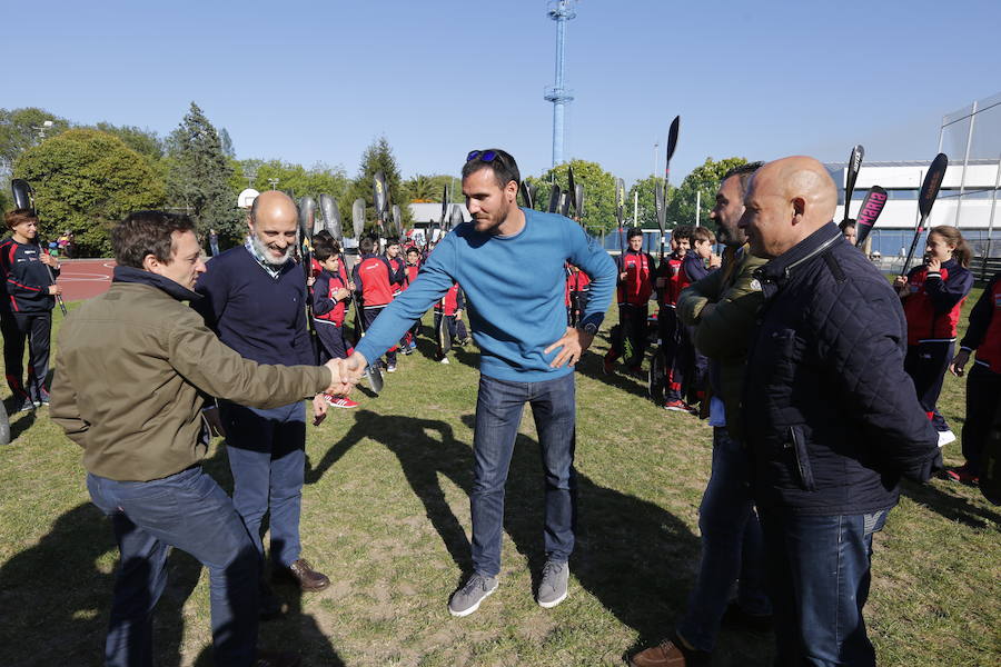 Homenaje sorpresa a Saúl Craviotto