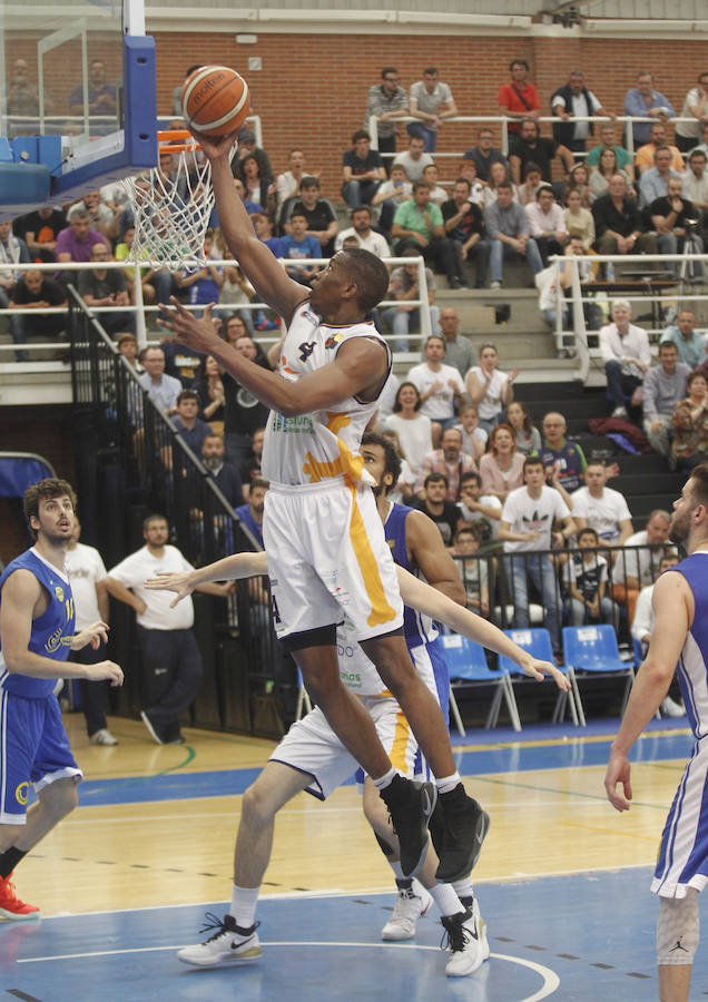 Victoria del Unión Financiera ante el Ourense (78-60)