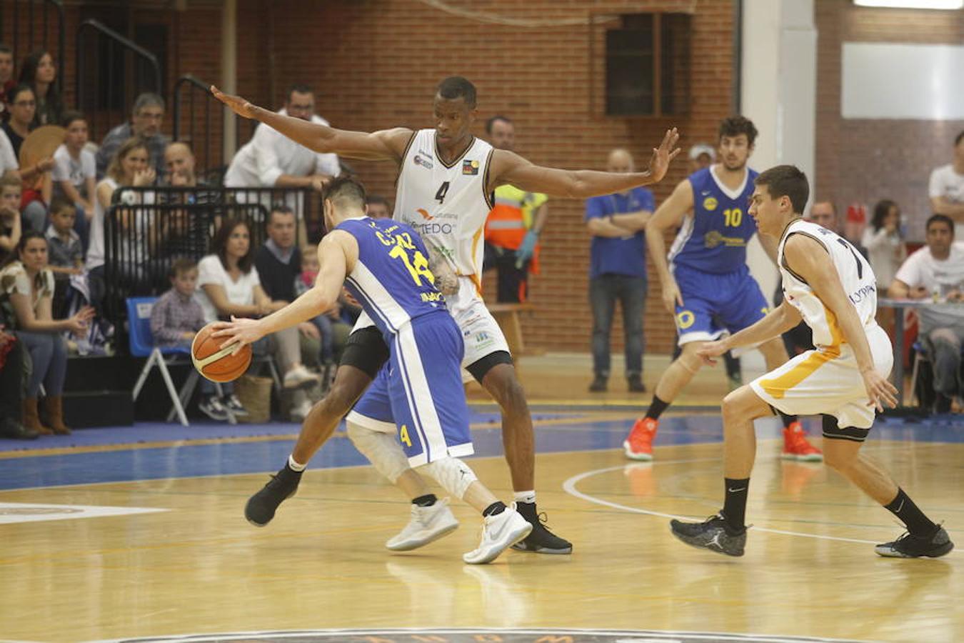 Victoria del Unión Financiera ante el Ourense (78-60)