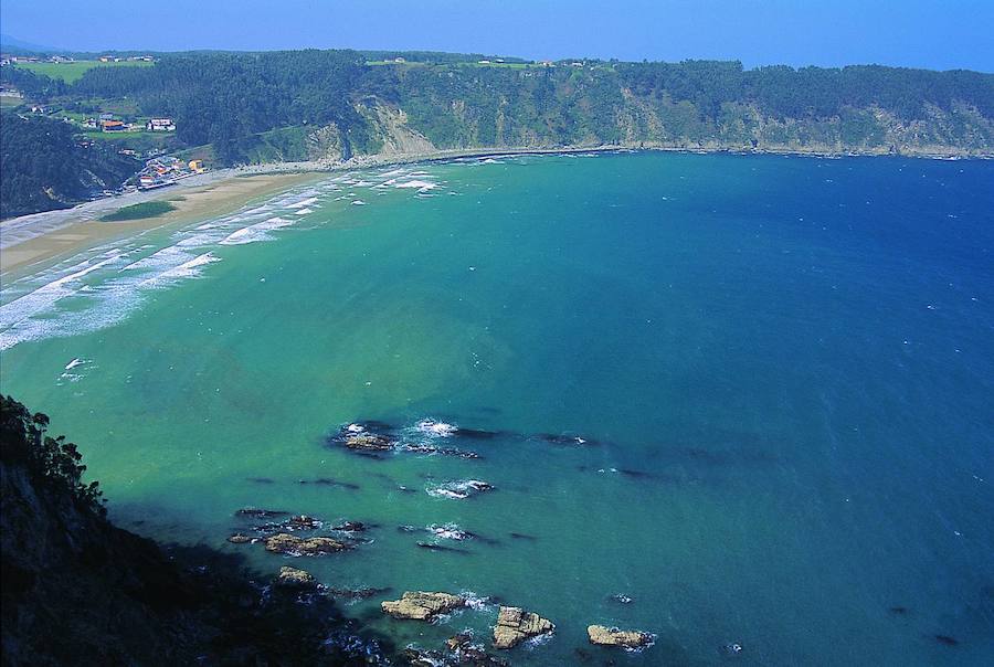 Playa de la Concha de Artedo (Cudillero). 