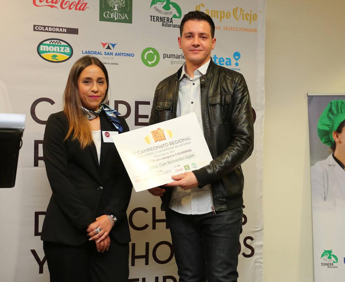 IV Campeonato Regional de Cachopos y Cachopinos de Asturias. Finalista en categoría Cachopos: A Feira (San Bernardo) Gijón