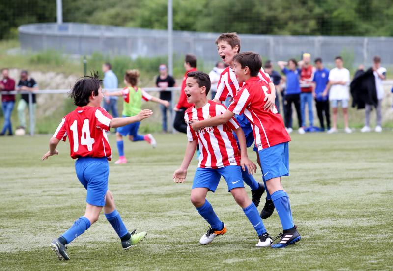 El derbi de alevines, en imágenes
