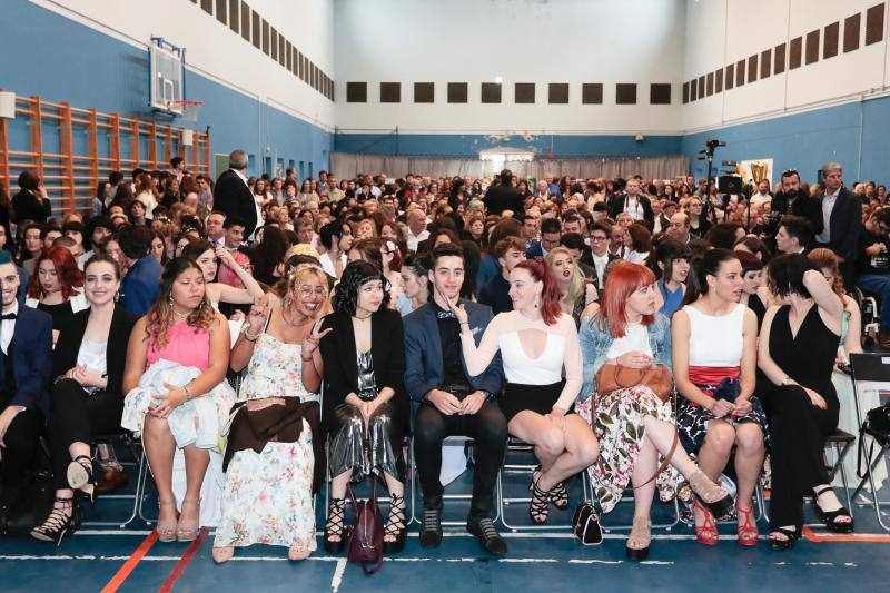 Los bachilleres del IES Universidad Laboral se gradúan