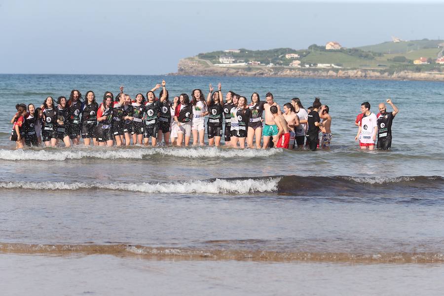 El Hostelcur, sidra y baño de celebración