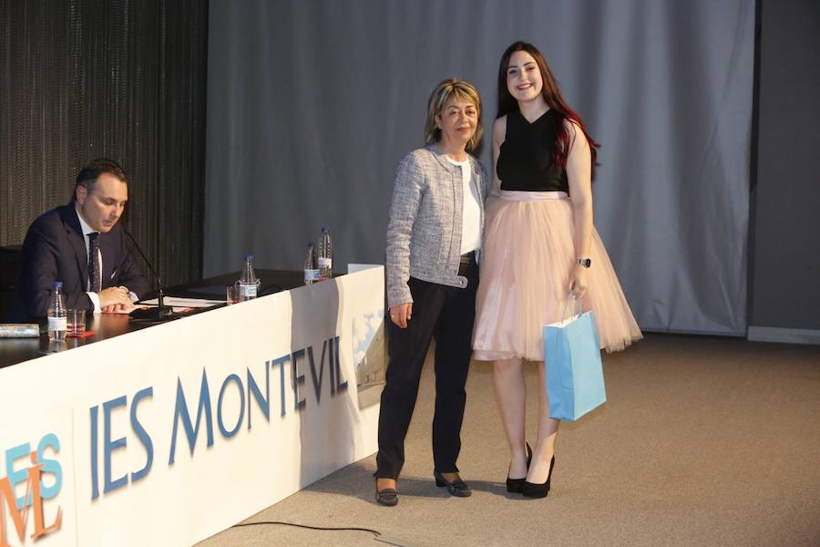 Despedida de los bachilleres del Montevil