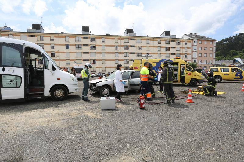 Simulacro de accidente con víctimas en Vegadeo