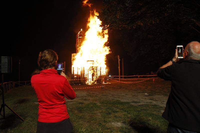 Noche de San Juan en Trasona