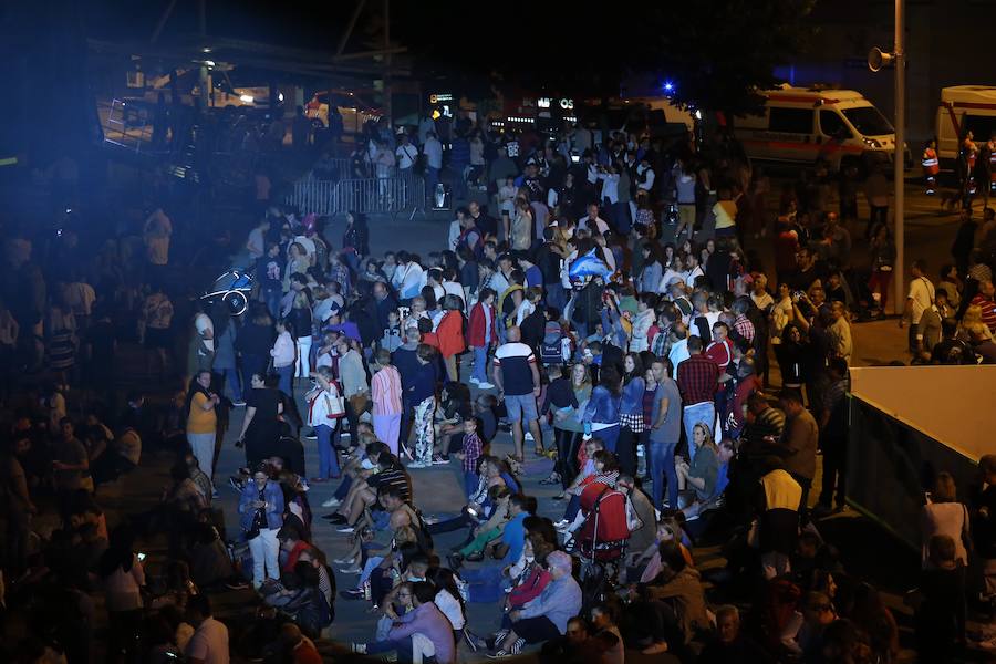 Hoguera de San Juan en Gijón