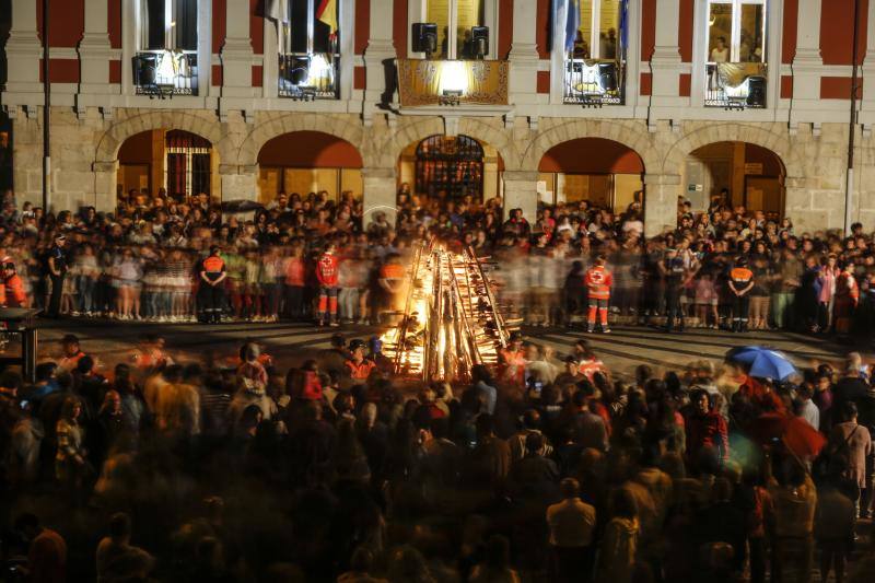 Hogueras de San Juan por Asturias