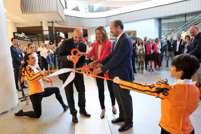 Inauguración de la nueva planta de Intu