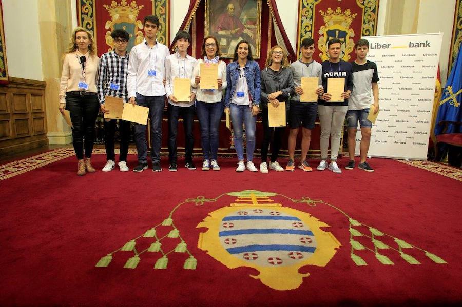 Premios nacionales de la &#039;Incubadora de Sondeos&#039;