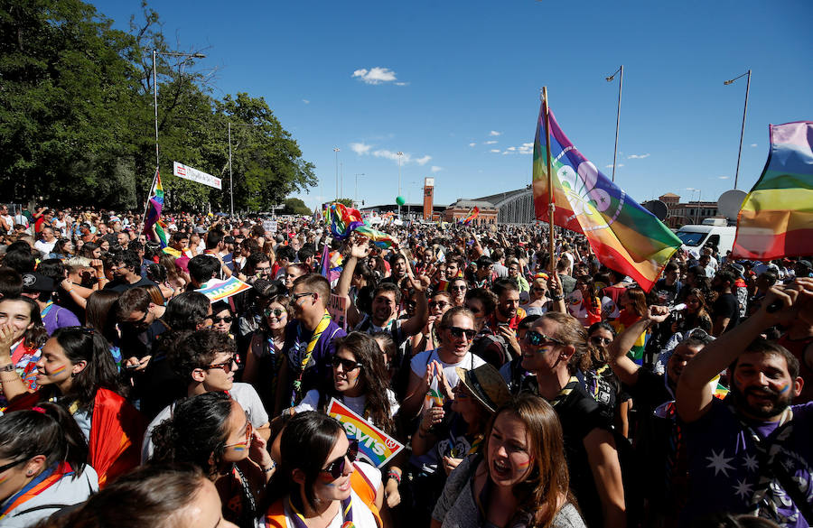 El arcoíris inunda Madrid. La capital española se convierte en el centro del mundo gay.