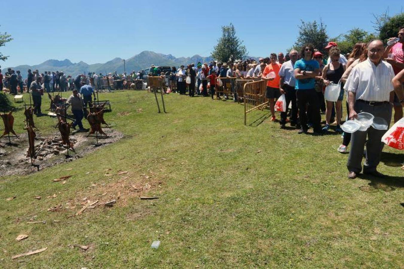 Fiesta del Corderu en Llagüezos