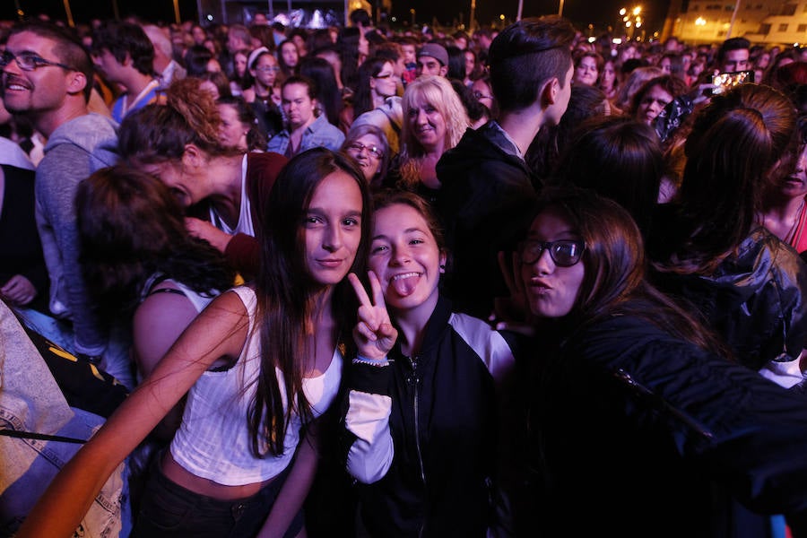 Lleno total en Poniente al ritmo de Antonio Orozco