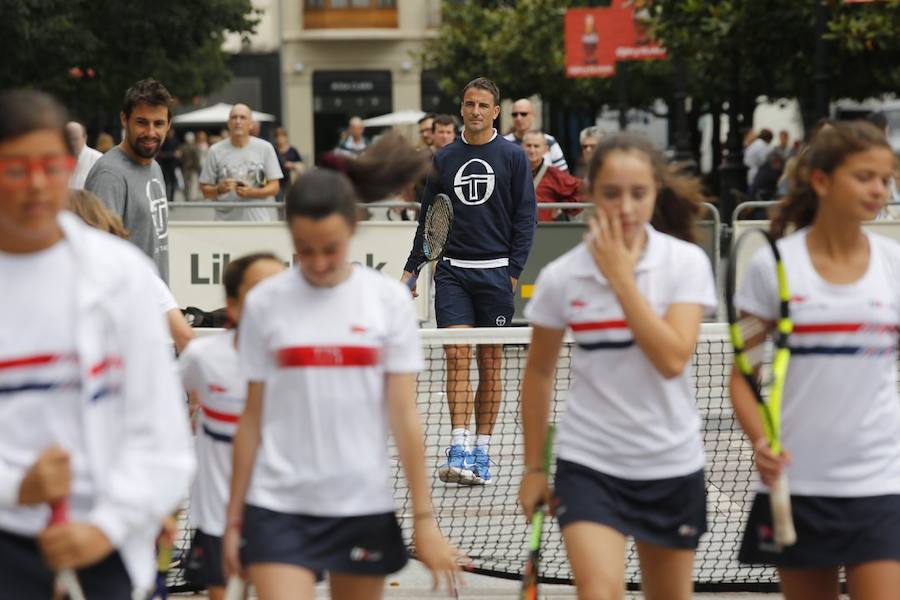 Tommy Robredo anima el torneo de tenis Dionisio Nespral en Gijón