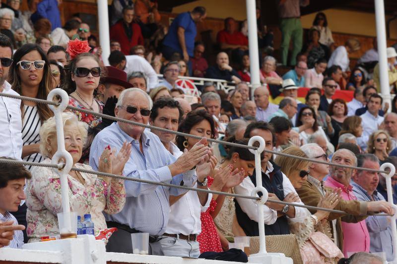 ¿Estuviste en la jornada inaugural de la Feria taurina de Begoña de Gijón? ¡Búscate!