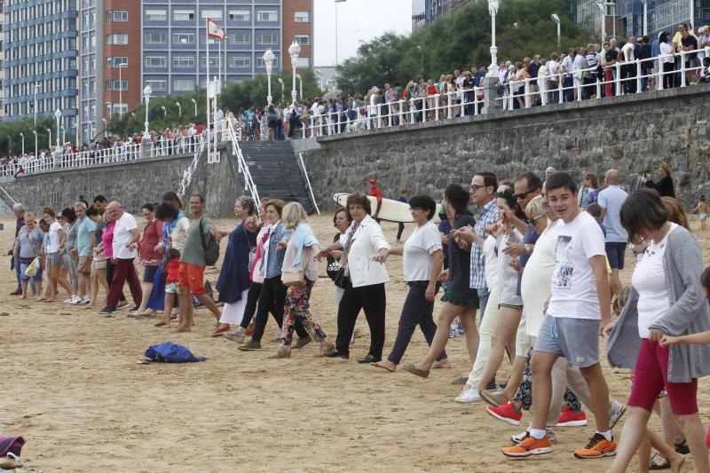 Danza Prima y Restallón para despedir la Semana Grande de Gijón