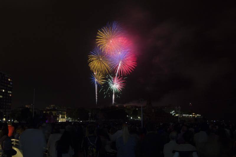 Así se vieron los fuegos de Gijón