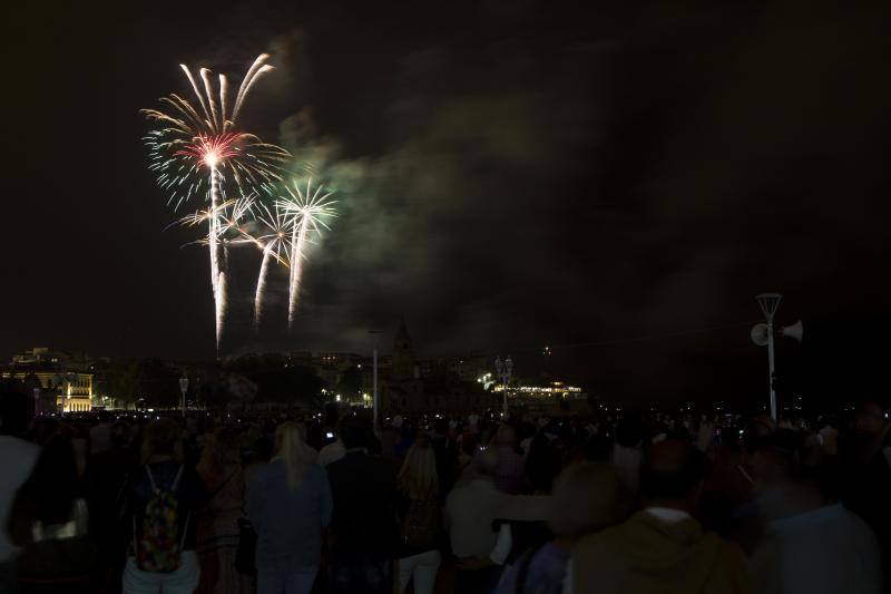 Así se vieron los fuegos de Gijón